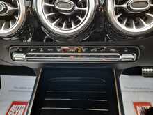 Mercedes-Benz B Class B180 AMG Line Edition - U150598