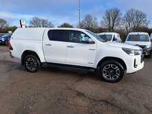 Toyota Hilux D-4D Invincible - U150606