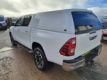Toyota Hilux D-4D Invincible - U150606