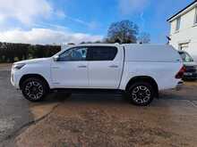 Toyota Hilux D-4D Invincible - U150606