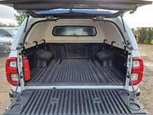 Toyota Hilux D-4D Invincible - U150606