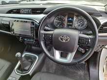 Toyota Hilux D-4D Invincible - U150606