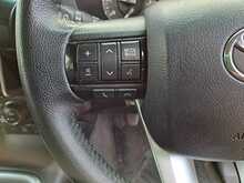 Toyota Hilux D-4D Invincible - U150606