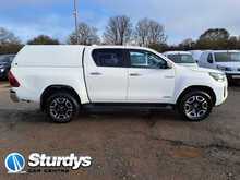 Toyota Hilux D-4D Invincible - U150606