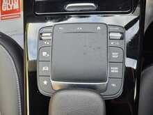 Mercedes-Benz CLA CLA180 AMG Line - U150609