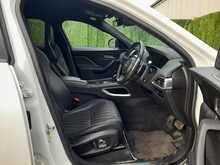 Jaguar F-PACE V8 SVR - U150643