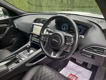 Jaguar F-PACE V8 SVR - U150643