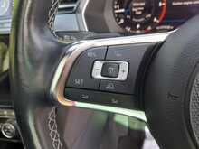 Volkswagen Passat TDI R-Line - U150645