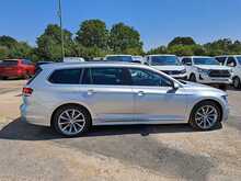 Volkswagen Passat TDI R-Line - U150645