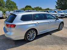 Volkswagen Passat TDI R-Line - U150645