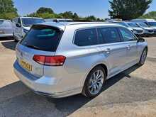 Volkswagen Passat TDI R-Line - U150645
