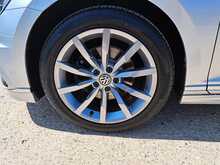 Volkswagen Passat TDI R-Line - U150645