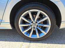 Volkswagen Passat TDI R-Line - U150645
