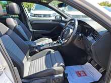 Volkswagen Passat TDI R-Line - U150645