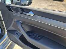Volkswagen Passat TDI R-Line - U150645