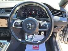 Volkswagen Passat TDI R-Line - U150645