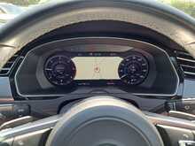 Volkswagen Passat TDI R-Line - U150645