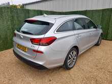 Hyundai i30 CRDi SE Nav - U150651
