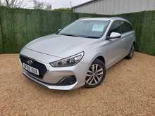 Hyundai i30 CRDi SE Nav - U150651