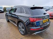 Audi Q5 TFSIe Competition - U150652