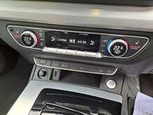 Audi Q5 TFSIe Competition - U150652