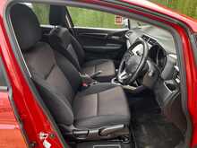 Honda Jazz i-VTEC EX - U150657