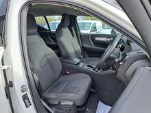 Volvo XC40 T3 Momentum - U150663