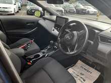 Toyota Corolla VVT-h Icon Tech - U150669