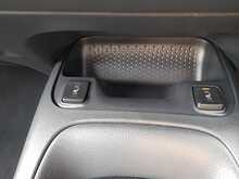 Toyota Corolla VVT-h Icon Tech - U150669