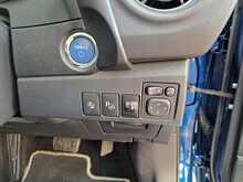 Toyota Auris VVT-h Design - U150671