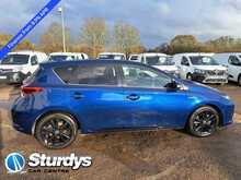 Toyota Auris VVT-h Design - U150671