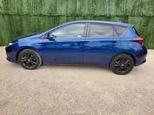 Toyota Auris VVT-h Design - U150671