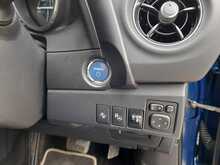 Toyota Auris VVT-h Design - U150671