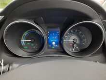 Toyota Auris VVT-h Design - U150671