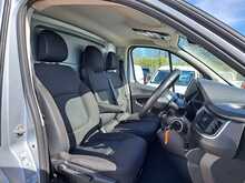 Renault Trafic dCi Blue SL28 Sport - U150672