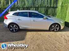 Volvo V40 D2 R-Design - U150697