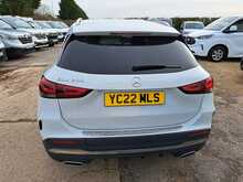 Mercedes-Benz GLA GLA200 AMG Line - U150703