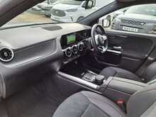 Mercedes-Benz GLA GLA200 AMG Line - U150703