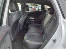 Mercedes-Benz GLA GLA200 AMG Line - U150703