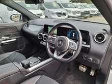 Mercedes-Benz GLA GLA200 AMG Line - U150703