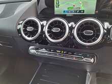 Mercedes-Benz GLA GLA200 AMG Line - U150703