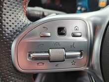 Mercedes-Benz GLA GLA200 AMG Line - U150703