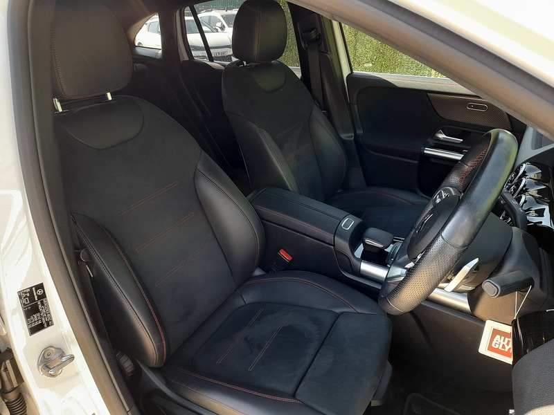 Mercedes-Benz GLA GLA200 AMG Line - U150703