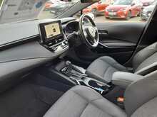 Toyota Corolla VVT-h Design - U150710