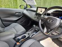 Toyota Corolla VVT-h Design - U150710