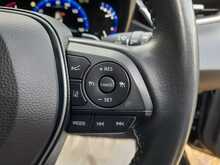 Toyota Corolla VVT-h Design - U150710