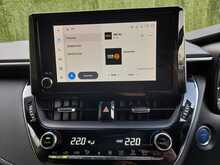 Toyota Corolla VVT-h Design - U150710