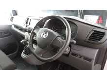 Vauxhall Vivaro Turbo D 2900 Dynamic - U150714