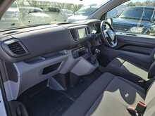 Vauxhall Vivaro Turbo D 2900 Dynamic - U150714