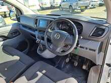 Vauxhall Vivaro Turbo D 2900 Dynamic - U150714